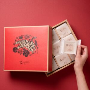 每款禮盒幫你送出不同的祝福！「微熱山丘」推出 2022 新年限定包裝禮盒