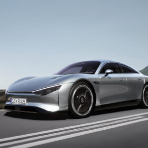 超過 1000 公里驚人續航力！Mercedes-Benz VISION EQXX 電動概念車全球首發