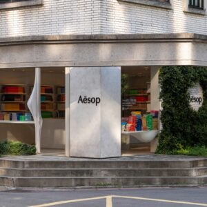 Aesop「酷兒文學圖書館」盛大回歸，巡迴「行動書車」串聯社區與 LGBTQIA+ 精選文學作品！