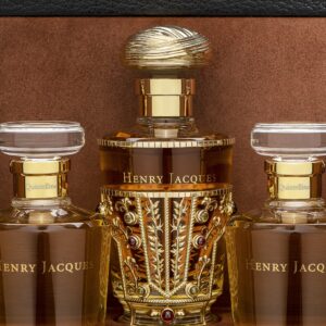 宛如高訂的 Henry Jacques 訂製香水：收藏超過 1000 種天然成分、一瓶訂製香水多達 250 種元素