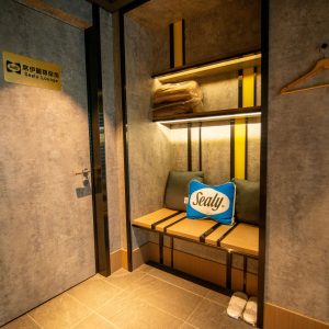 SEALY席伊麗進駐桃園機場！與環亞貴賓室打造全球首發「SEALY LOUNGE 尊榮房」