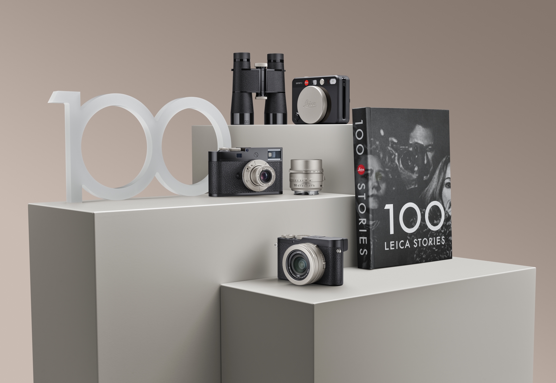 新聞圖檔 1Special Editions 100 YEARS OF LEICA - men's uno Taiwan